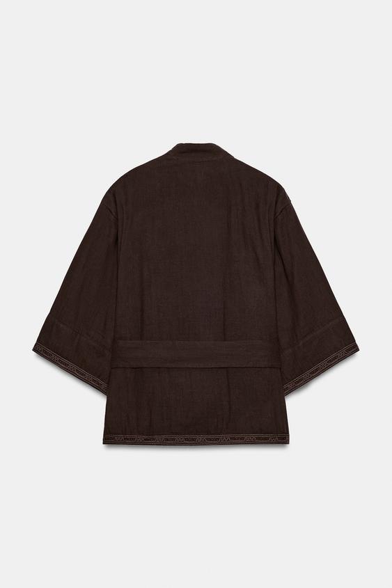 Veste kimono brodée avec ceinture
