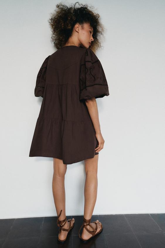 Robe mini en popeline brodée