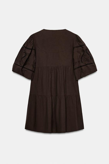 Robe mini en popeline brodée