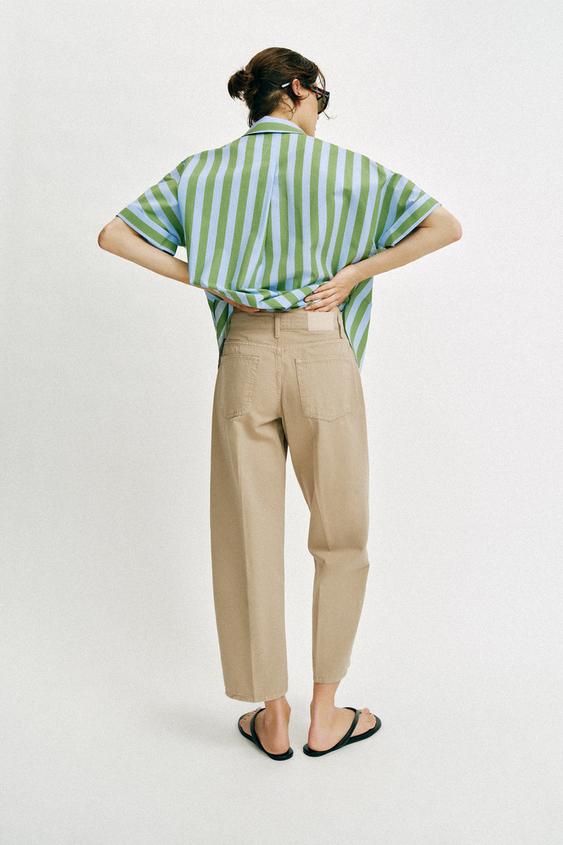 Pantalon coupe barrel à rayure et pli marqué