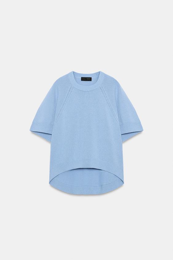 Pull en maille à bas arrondi et manches courtes