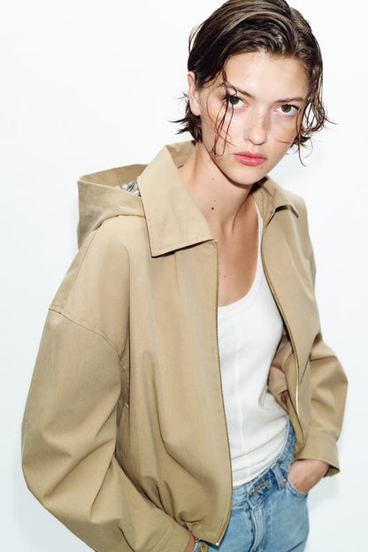 Blouson à capuche amovible