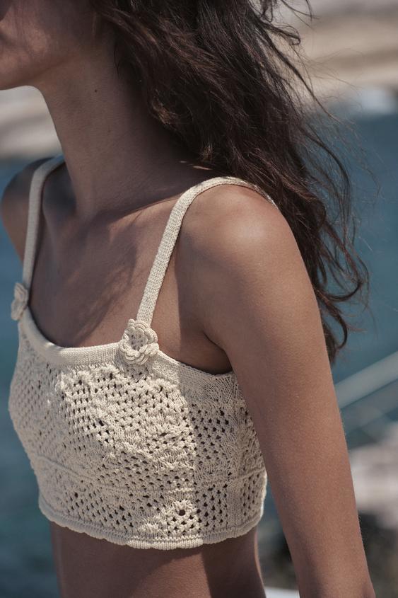 Top en maille pointelle à fleurs