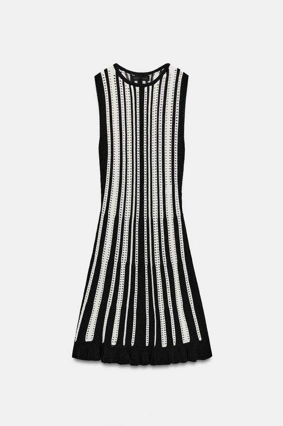 Robe courte en maille rayée