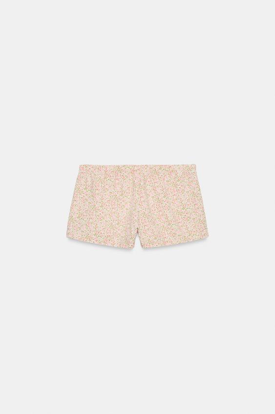Short à fleurs