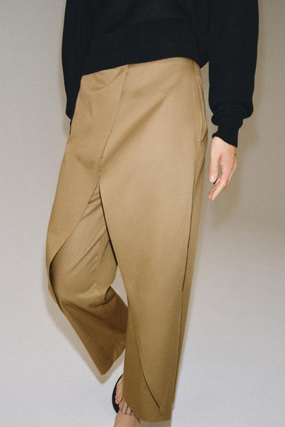 Pantalon à plis sur le devant ZW Collection
