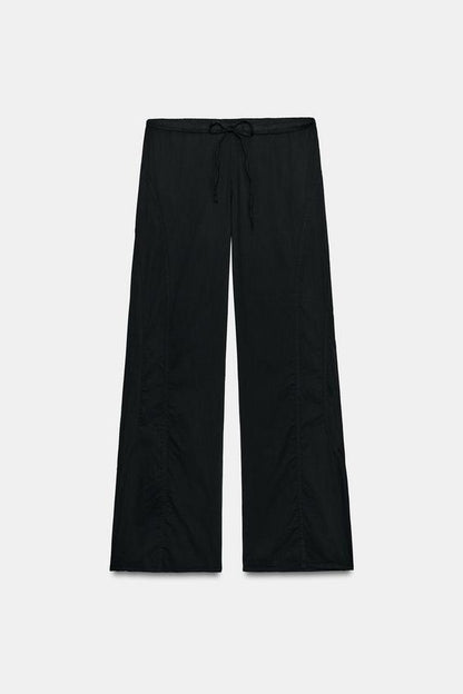 Pantalon fluide à coutures apparentes