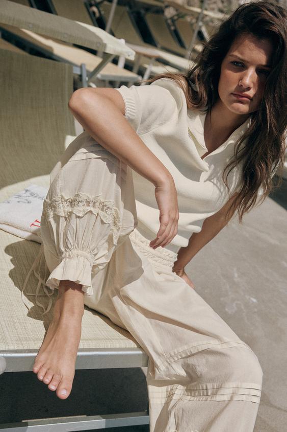 Pantalon bouffant à plis en dentelle
