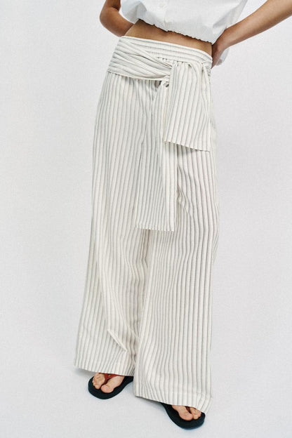 Pantalon large à rayures effet foulard