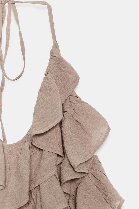 Robe en mousseline dos-nu à volants