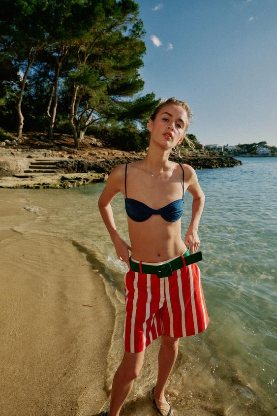 Bermuda à rayures avec ceinture