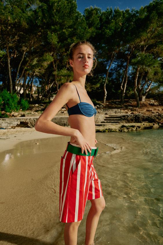 Bermuda à rayures avec ceinture