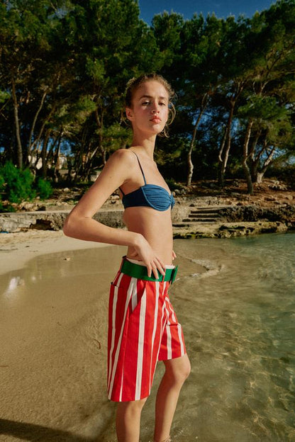 Bermuda à rayures avec ceinture