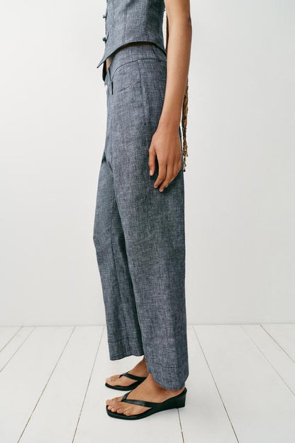 Pantalon mini coupe évasée en lin
