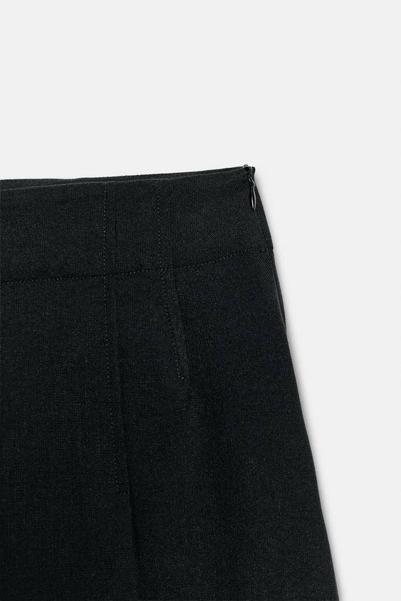 Short à pinces