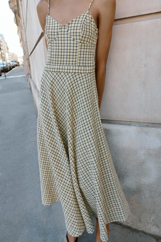 Robe midi à bretelles à carreaux