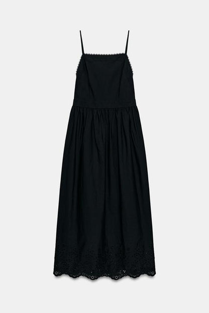 Robe midi brodée ajourée