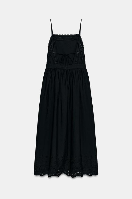 Robe midi brodée ajourée