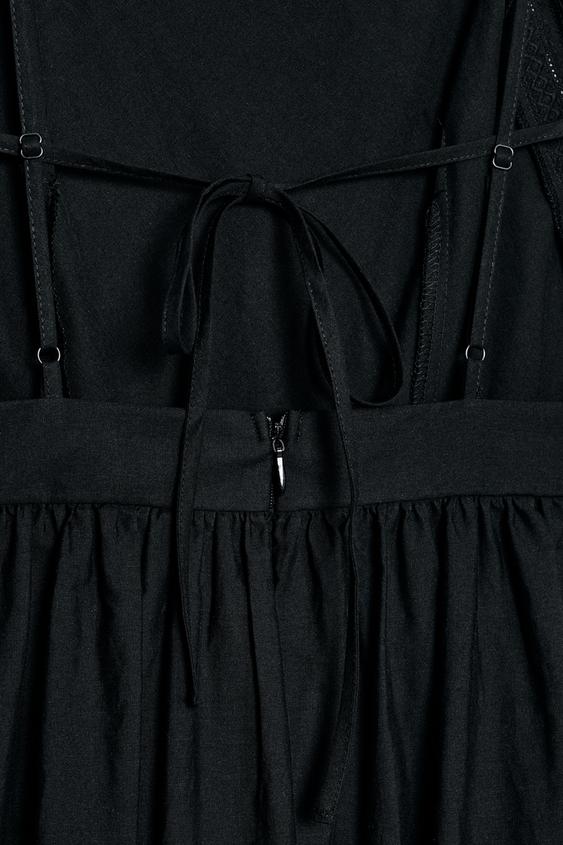 Robe midi brodée ajourée