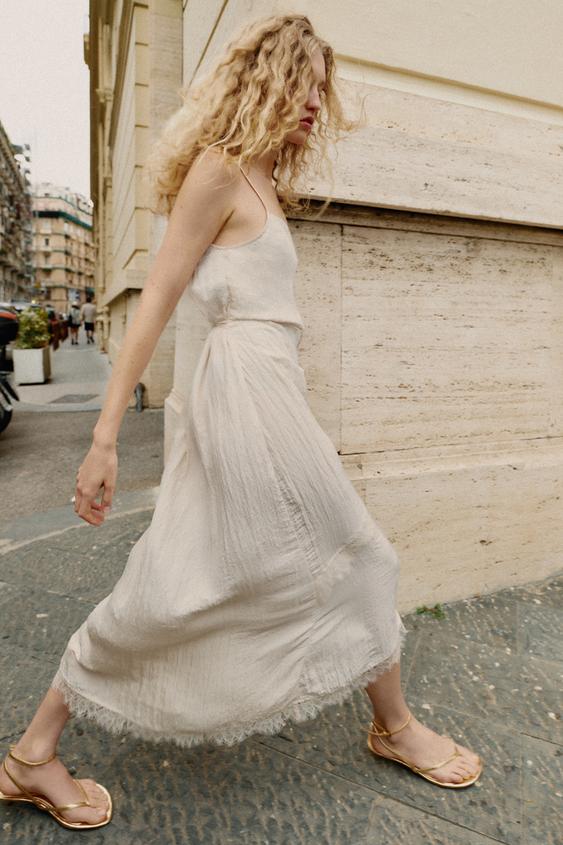 Robe midi lingerie en dentelle