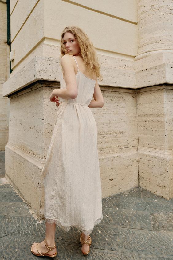 Robe midi lingerie en dentelle