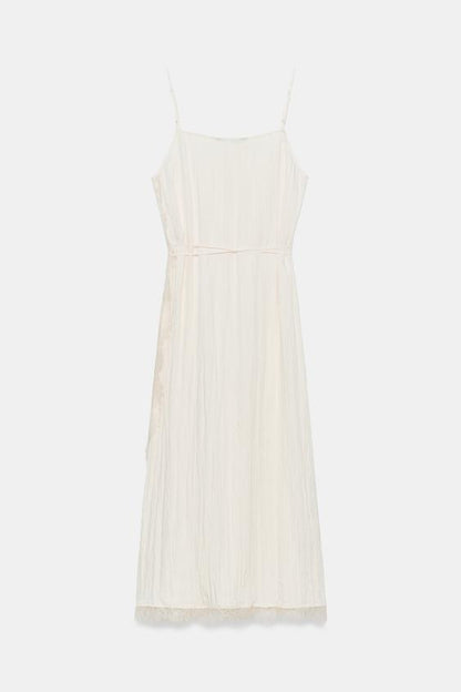 Robe midi lingerie en dentelle