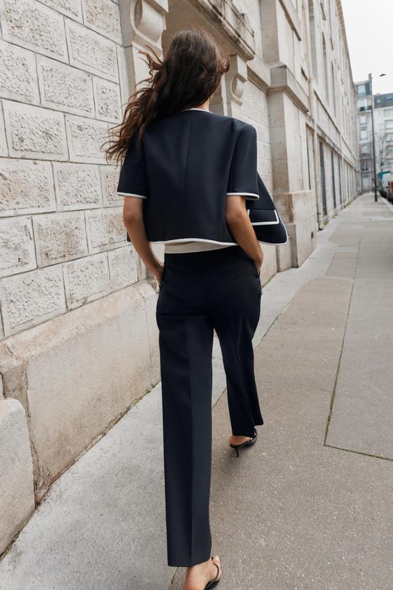 Pantalon droit à taille contrastée