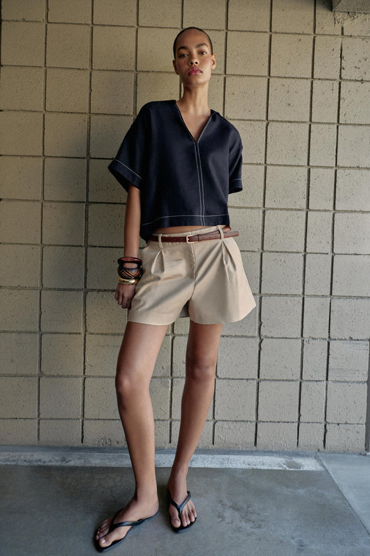 Chemise en lin à surpiqûres contrastées