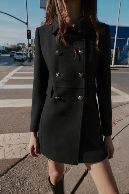 Manteau court croisé en laine