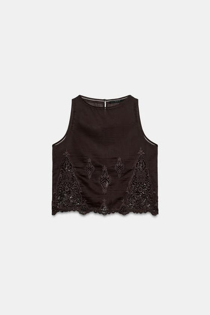 Top brodé à entre-deux
