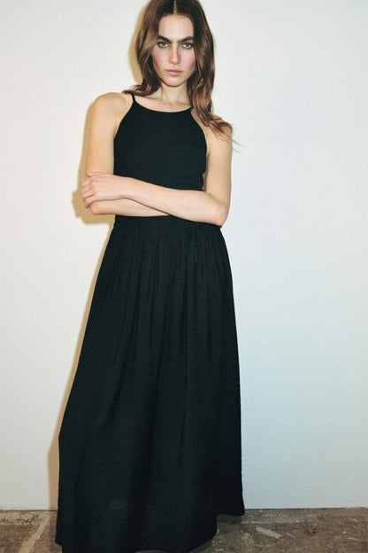 Robe contrastée à bretelles