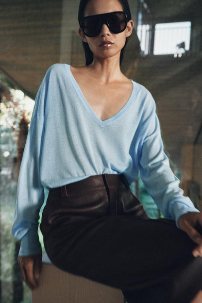 Pull en maille fine à décolleté en V