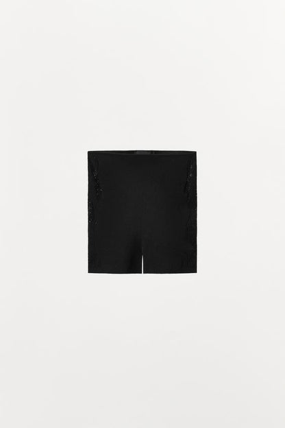 Short sans coutures en dentelle