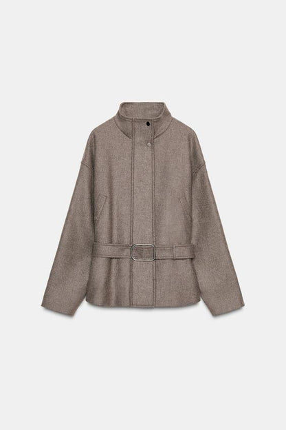 Manteau court en laine avec ceinture