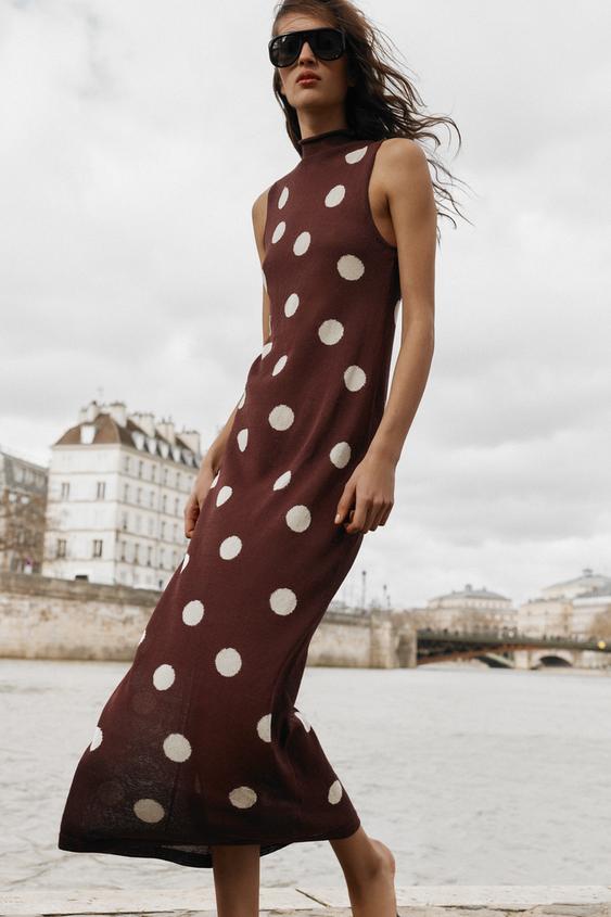 Robe en maille à pois