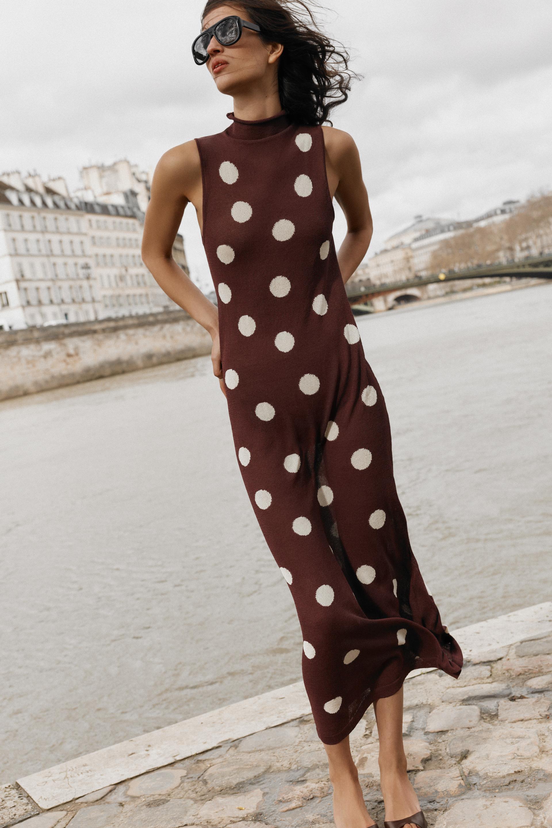 Robe en maille à pois