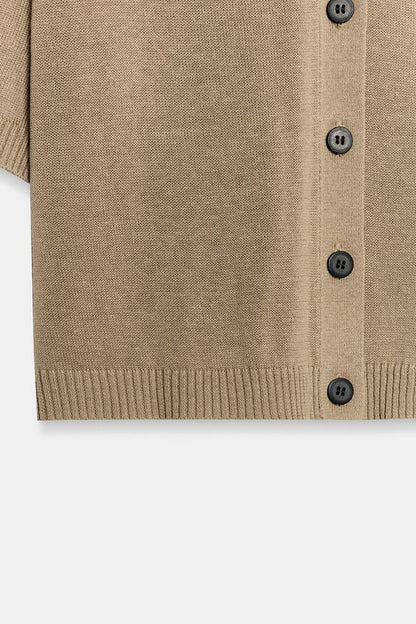 Veste en maille à manches courtes