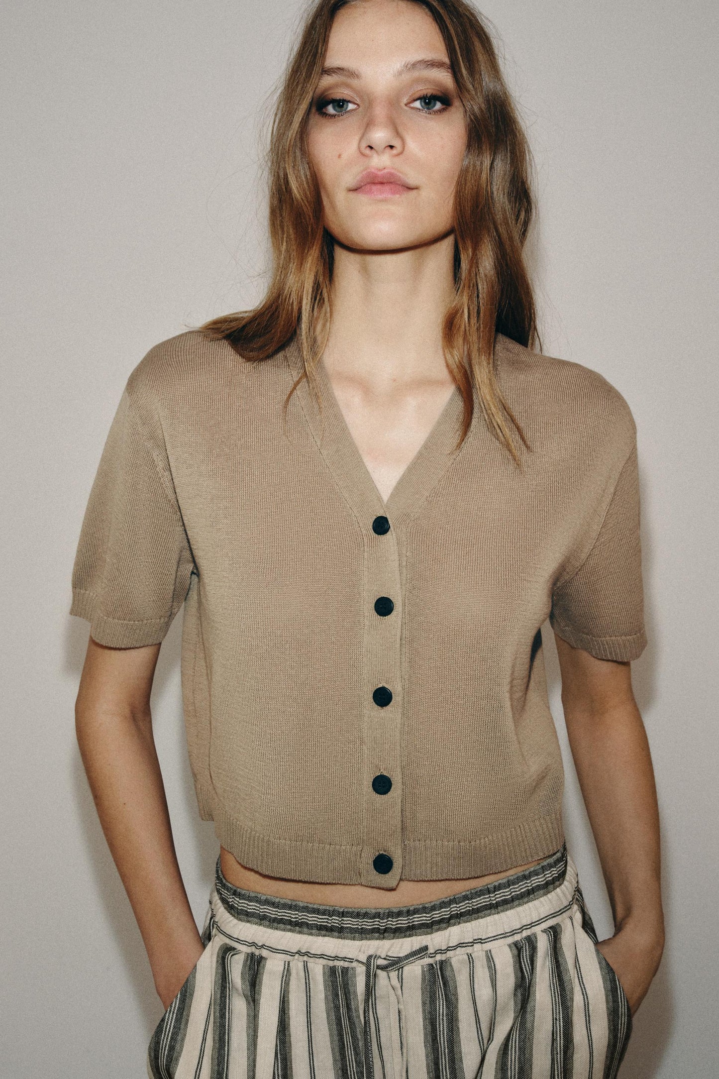 Veste en maille à manches courtes