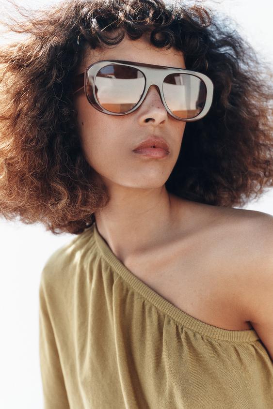 Top en maille asymétrique