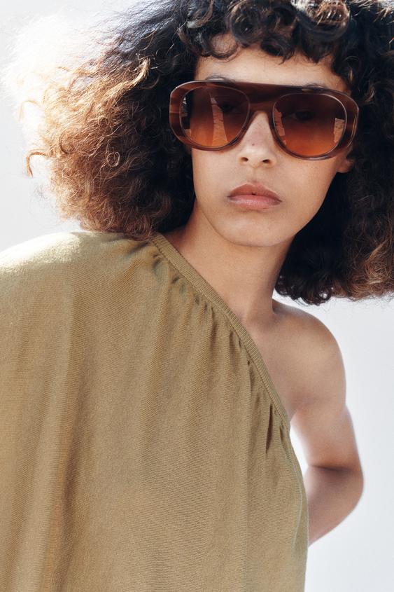 Top en maille asymétrique