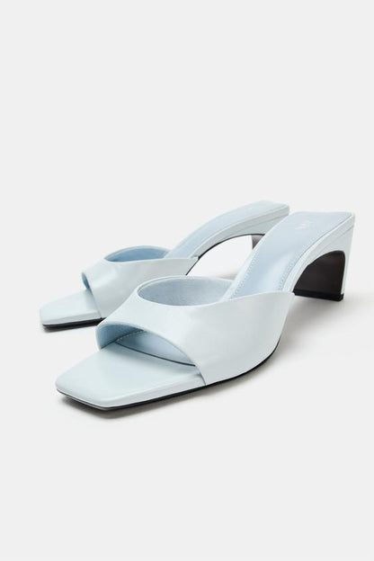 Mule en cuir à talon