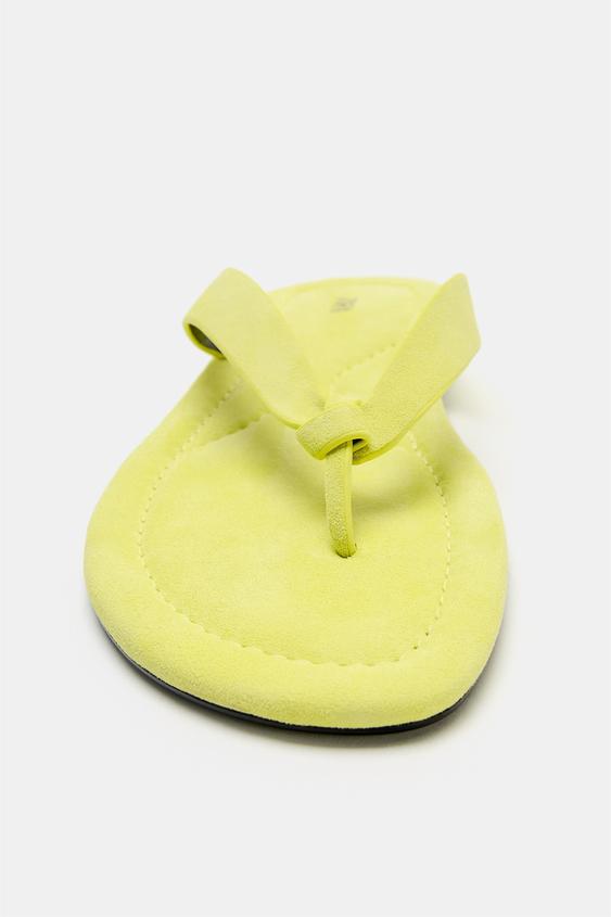 Sandale plate en cuir